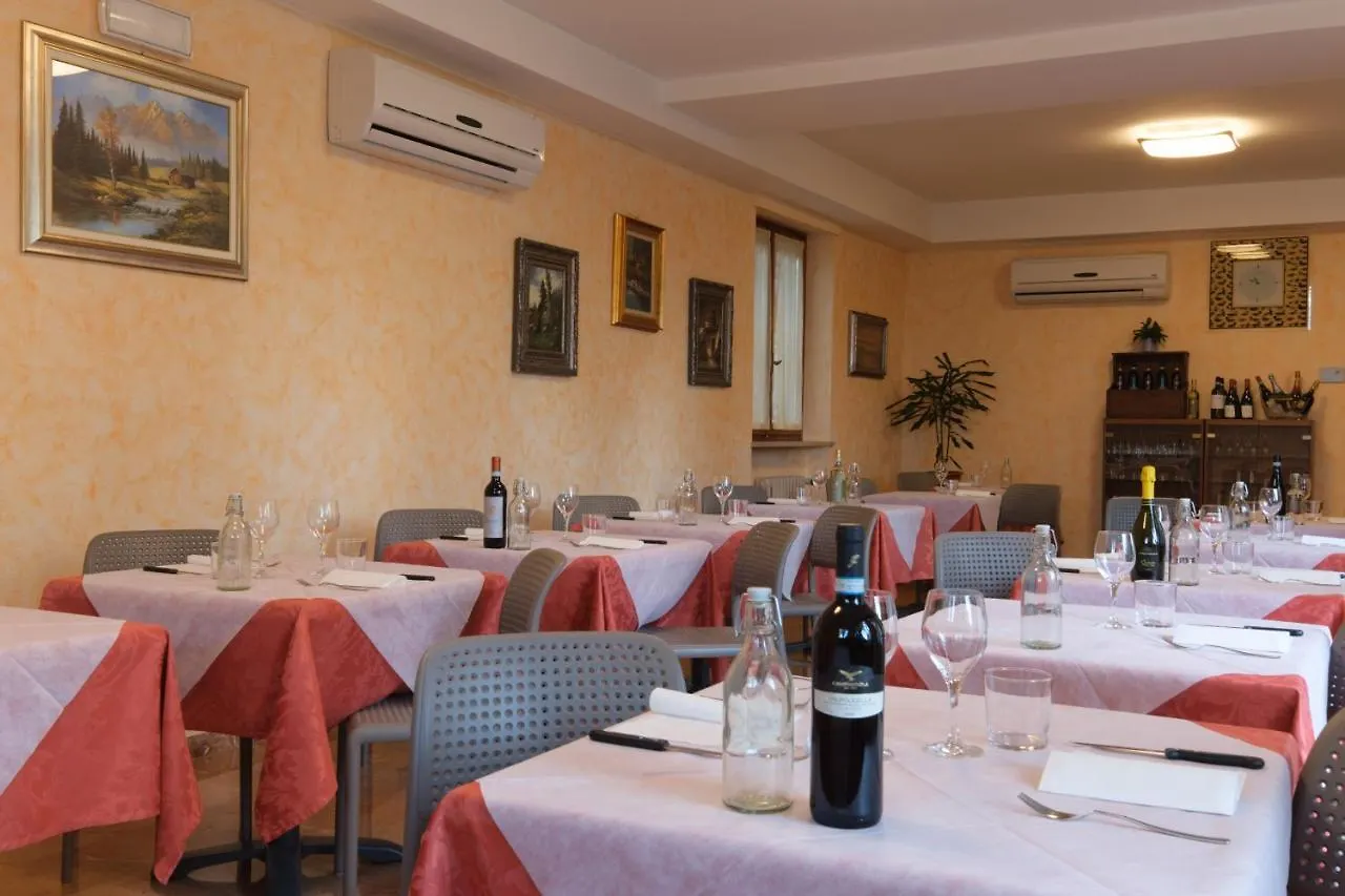 Casa Vacanza - Casa Del Padre Nascimbeni Torri Del Benaco
