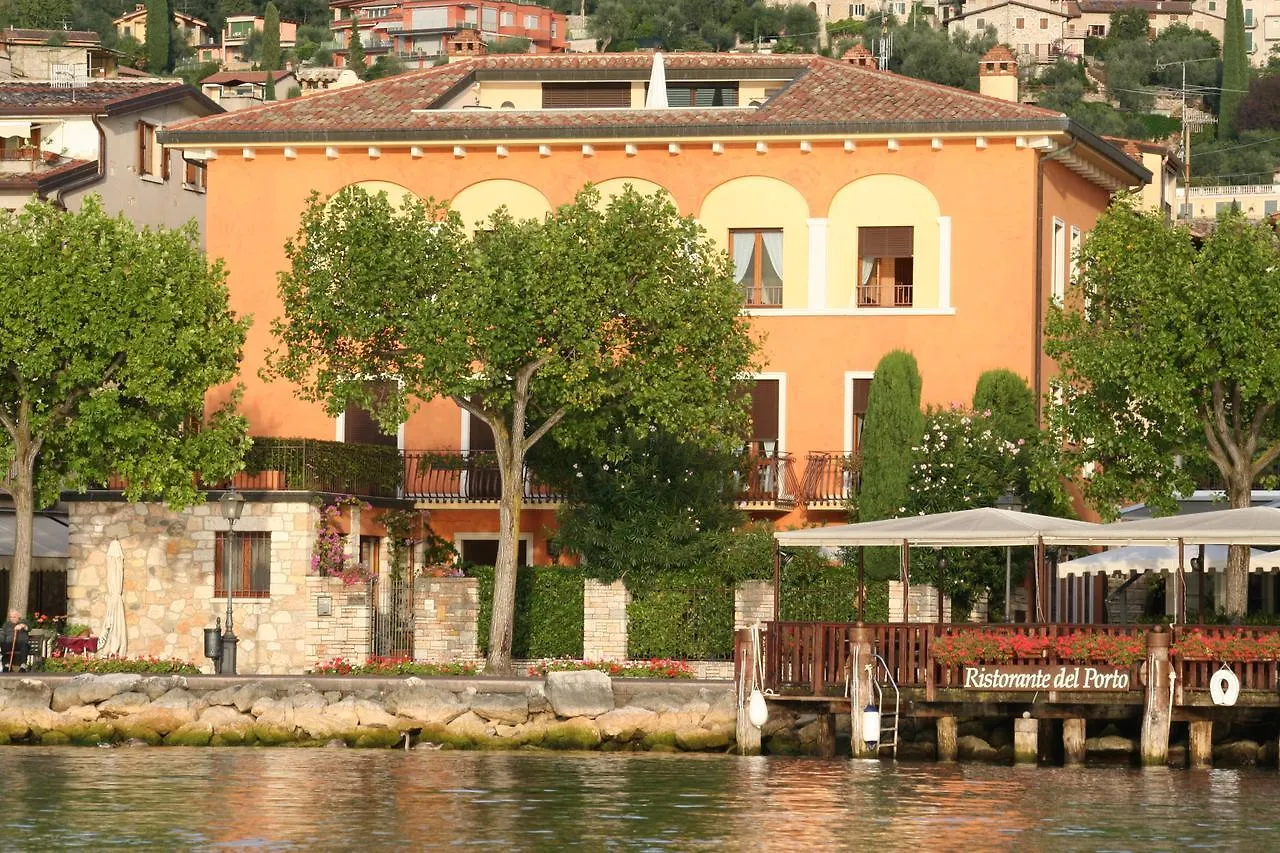 Maison d'hôtes Casa Vacanza - Casa Del Padre Nascimbeni Torri Del Benaco