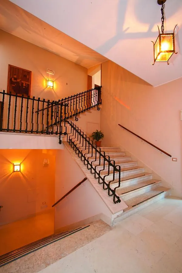 Maison d'hôtes Casa Vacanza - Casa Del Padre Nascimbeni Torri Del Benaco