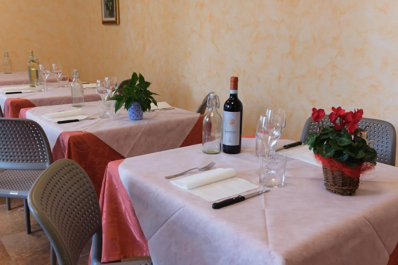 Casa Vacanza - Casa Del Padre Nascimbeni Torri Del Benaco Pensionat