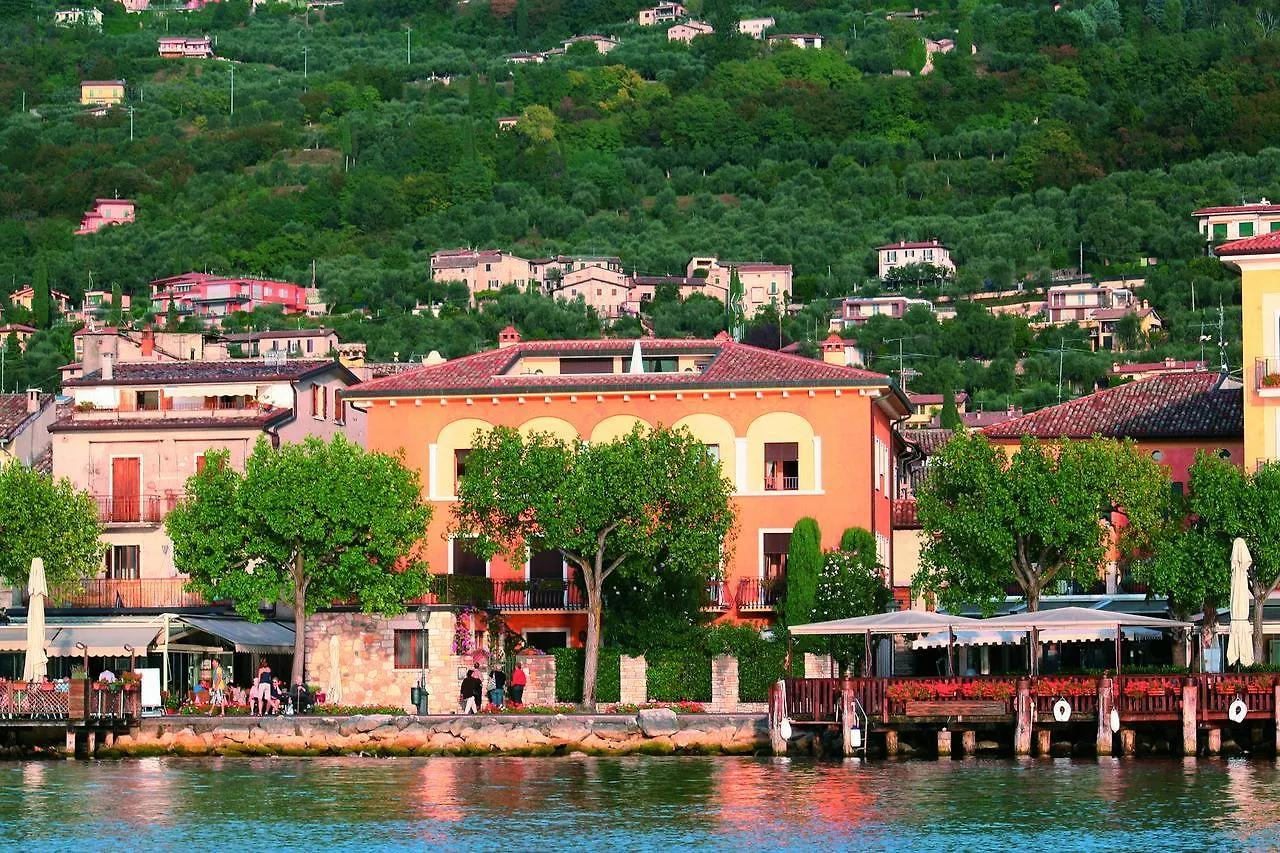 Hotel Casa Vacanza - Casa del Padre Nascimbeni Torri Del Benaco