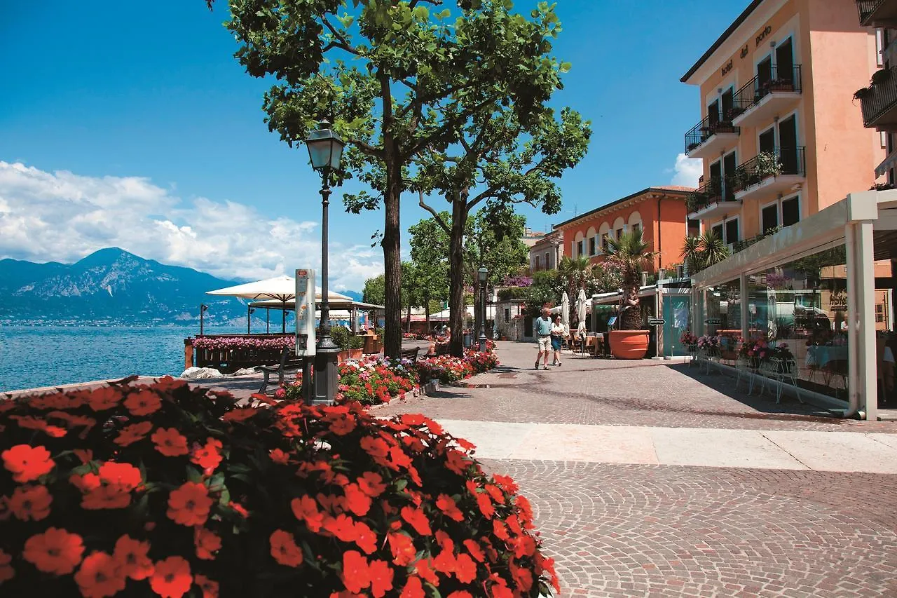 Hotel Casa Vacanza - Casa del Padre Nascimbeni Torri Del Benaco Italia